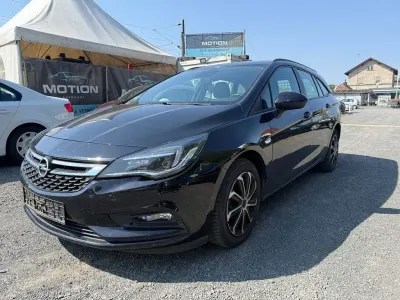 Gebraucht Opel Astra Edition 110 PS (80 kW) 2017 Schwarz Kombi