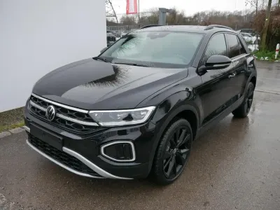 Neu VW T-Roc Style 150 PS (110 kW) 2025 Metallic SUV