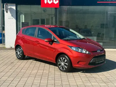 Gebraucht Ford Fiesta Trend 82 PS (60 kW) 2009 Rot Kleinwagen