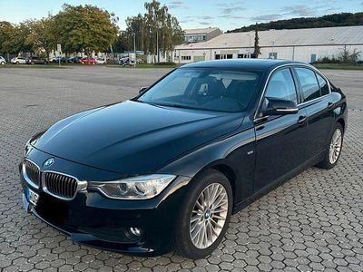 Usata BMW 320 Luxury Line 184 CV (135 kW) 2012 Nero Berlina