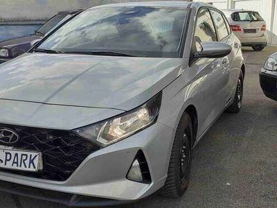 gebraucht Hyundai i20 1.0 T-GDI 48V-Hybrid DCT Trend aus 1. hand