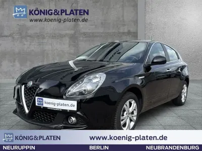 Gebraucht Alfa Romeo Giulietta Super 120 PS (88 kW) 2018 Colore esterno alfa schwarz Kleinwagen