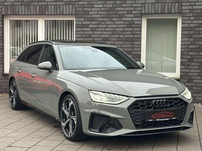 Grau Gebraucht 2022 Audi A4 Ambiente Limousine | 30.199 €