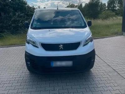 Gebraucht Peugeot Expert 150 PS (110 kW) 2021 Weiß Van