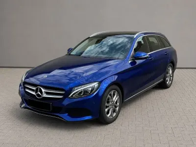 Gebraucht Mercedes C250 Avantgarde 211 PS (155 kW) 2017 Blau Limousine