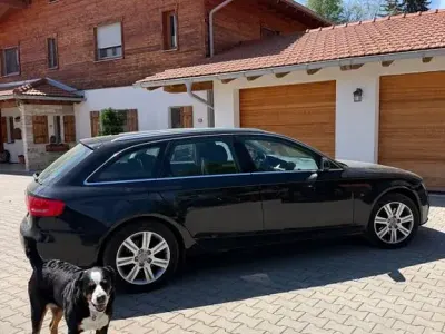 Używany Audi A4 Attraction 170 KM (125 kW) 2011 Czarny Kombi