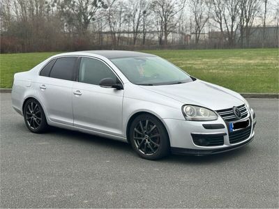 gebraucht VW Jetta 2.0 170PS