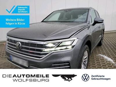 Siliziumgrau metallic (metallic) Gebraucht 2022 VW Touareg Elegance SUV | 48.200 € (Guter Preis)