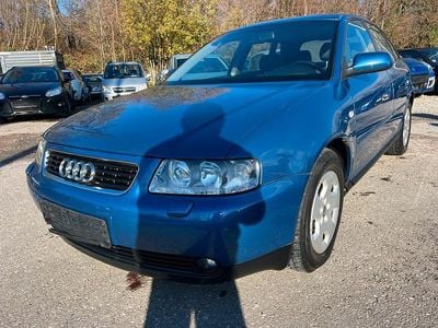 Blau Gebraucht 2002 Audi A3 Ambiente Limousine | 2.500 € (Fairer Preis)