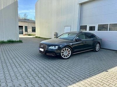 Audi A8L