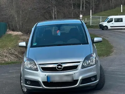 Brugt Opel Zafira 2007 Sølv MPV