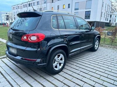 Brugt VW Tiguan R-line 140 HK (102 kW) 2011 Sort SUV
