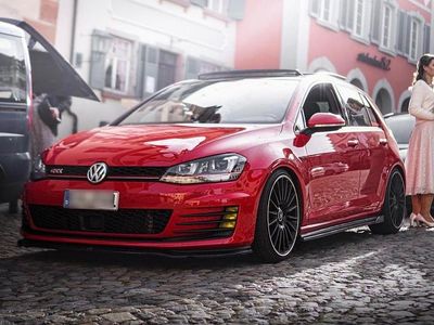 Gebraucht VW Golf VII GTI 230 PS (169 kW) 2016 Rot Kombi