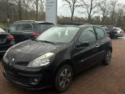 Brugt Renault Clio III Dynamique 75 HK (55 kW) 2008 Sort Hatchback