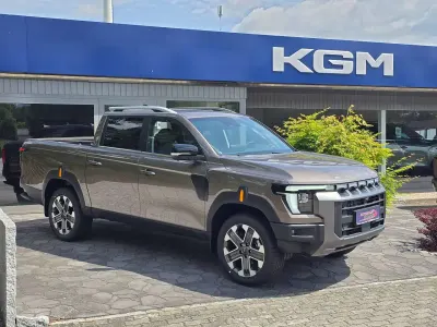 Neu KGM Musso 203 PS (149 kW) 2026 Smoke taupe Pickup