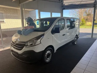 Gebraucht Renault Trafic 145 PS (106 kW) 2021 Weiß Van / Kleinbus