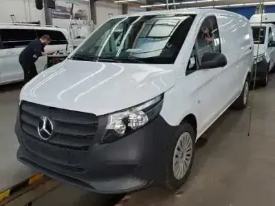 Używany Mercedes Vito 163 KM (119 kW) 2024 Biały Van