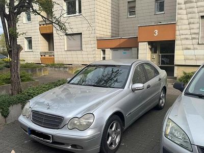 Gebraucht Mercedes C200 163 PS (119 kW) 2001 Silber Limousine