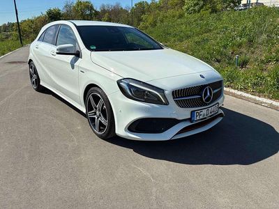Usata Mercedes A250 AMG line 218 CV (160 kW) 2016 Bianco Berlina