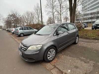 Silber Gebraucht 2005 VW Golf IV Kleinwagen | 3.200 € (Fairer Preis)