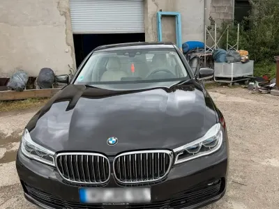 Gebraucht BMW 730 265 PS (194 kW) 2016 Braun Limousine