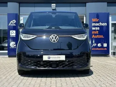 Gebraucht VW ID. Buzz Pro 150 kW (204 PS) 2023 Deep black Van / Kleinbus