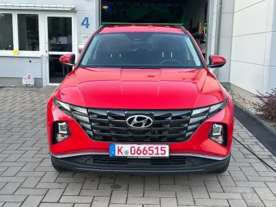Gebraucht Hyundai Tucson Select 150 PS (110 kW) 2021 Rot SUV