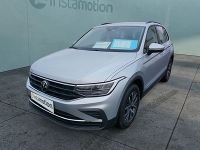 Silber Gebraucht 2023 VW Tiguan Life SUV | 31.552 € (Fairer Preis)