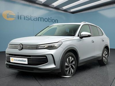 Silber Gebraucht 2024 VW Tiguan SUV | 34.399 € (Fairer Preis)
