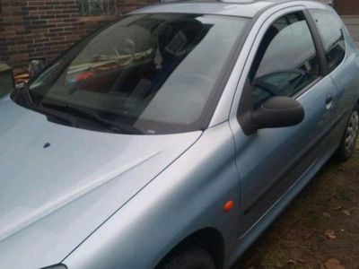 Gebraucht Peugeot 206 60 PS (44 kW) 2000 Grau Kleinwagen