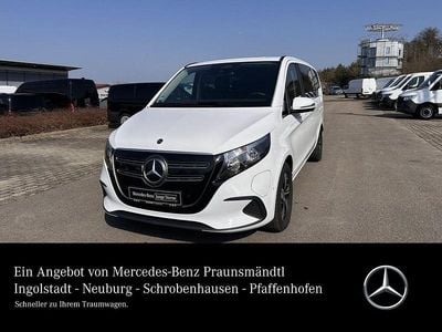 Gebraucht Mercedes EQV300 150 kW (204 PS) 2024 Weiß Van / Kleinbus