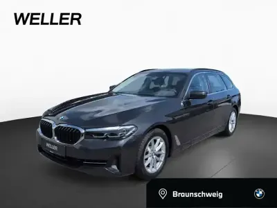 Gebraucht BMW 520 Comfort Edition 190 PS (139 kW) 2023 Sophistograu (grau) Kombi