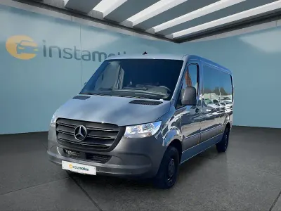 Usado Mercedes Sprinter 114 HP (83 kW) 2023 Azul Van