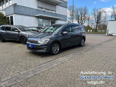 Grau Neu 2025 VW Touran Highline Van / Kleinbus | 39.900 € (Etwas zu teuer)