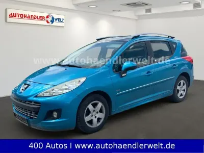 Gebraucht Peugeot 207 Tendance 95 PS (69 kW) 2011 Blau Kombi