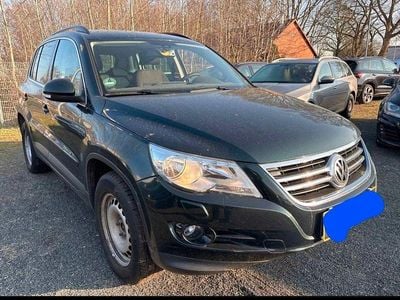 Gebraucht VW Tiguan Track & Field 140 PS (102 kW) 2010 Grün SUV