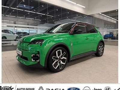 Pop green! metallic (dql) (metallic) Gebraucht 2025 Renault R5 Urban Kleinwagen | 26.780 € (Guter Preis)