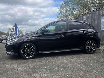 Gebraucht Hyundai i20 N Line 120 PS (88 kW) 2022 Phantom black / met Kleinwagen