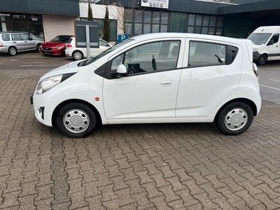 Gebraucht Chevrolet Spark 68 PS (50 kW) 2011 Weiß Kleinwagen