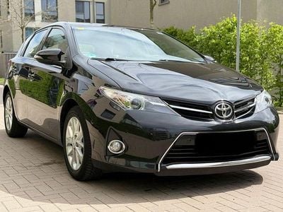 Used Toyota Auris Edition 99 HP (72 kW) 2013 Black Sedan