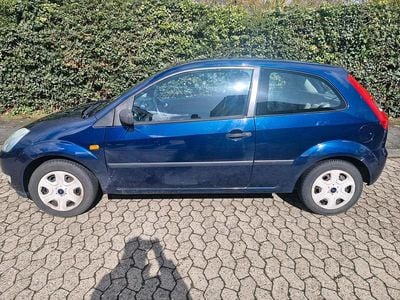 Gebraucht Ford Fiesta 75 PS (55 kW) 2003 Blau Kleinwagen