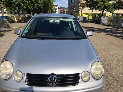 VW Polo