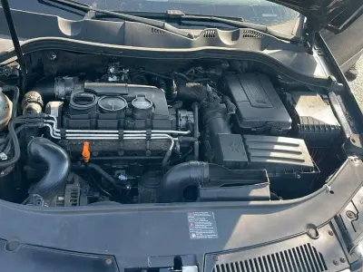 Second-hand VW Passat 140 CP (102 kW) 2006 Negru Break