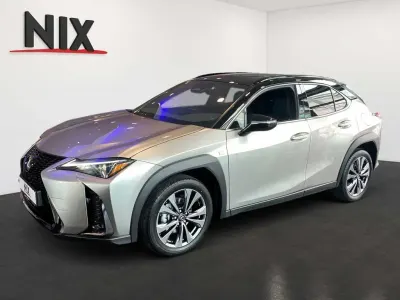 Gebraucht Lexus UX 300h Sport Design Packet 196 PS (144 kW) 2024 Titanmsilber SUV