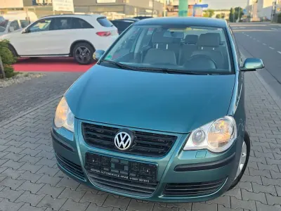 Gebraucht VW Polo 64 PS (47 kW) 2006 Grün Kleinwagen