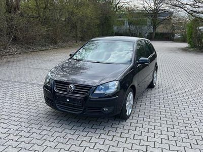 Second-hand VW Polo Black Edition 69 CP (50 kW) 2009 Negru Hatchback