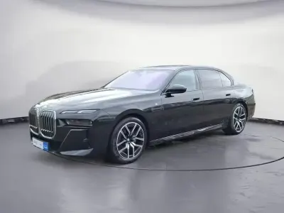 Occasion BMW 740 M Sport 286 ch (210 kW) 2025 Noir Berline