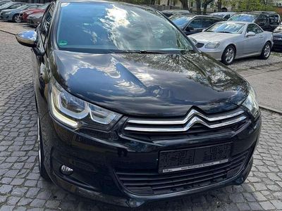 Gebraucht Citroën C4 SELECTION 131 PS (96 kW) 2015 Schwarz perla nera/metallic Kleinwagen