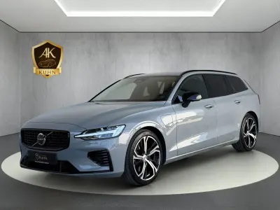 Gebraucht Volvo V60 Plus 455 PS (334 kW) 2024 Grau Kombi