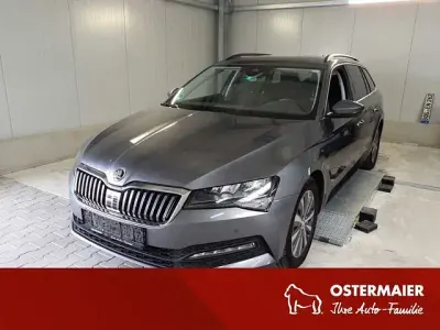 Gebraucht Skoda Superb Ambition 150 PS (110 kW) 2022 Grau Kombi
